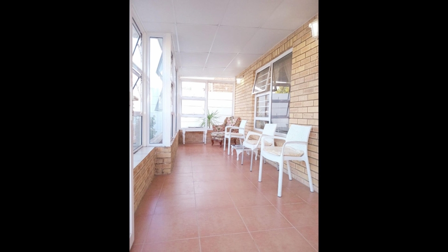 2 Bedroom Property for Sale in Viking Village Western Cape